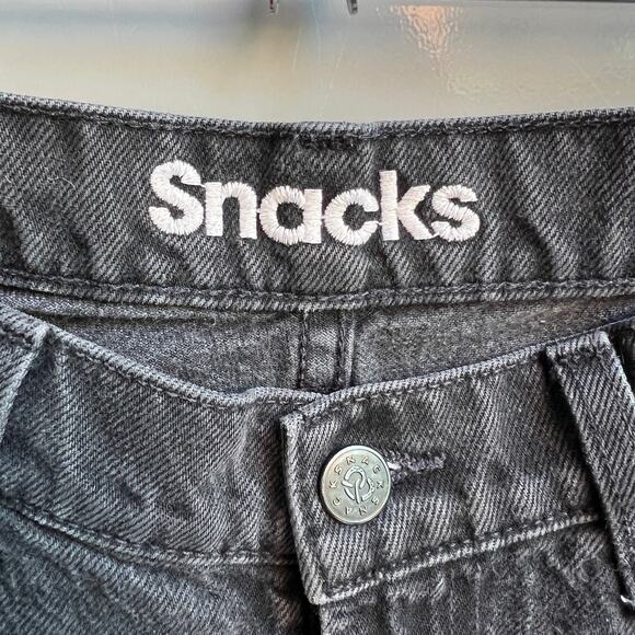 Mother High Waisted Twizzy Skimp in Smacking Good Size 28 - Picture 6 of 8